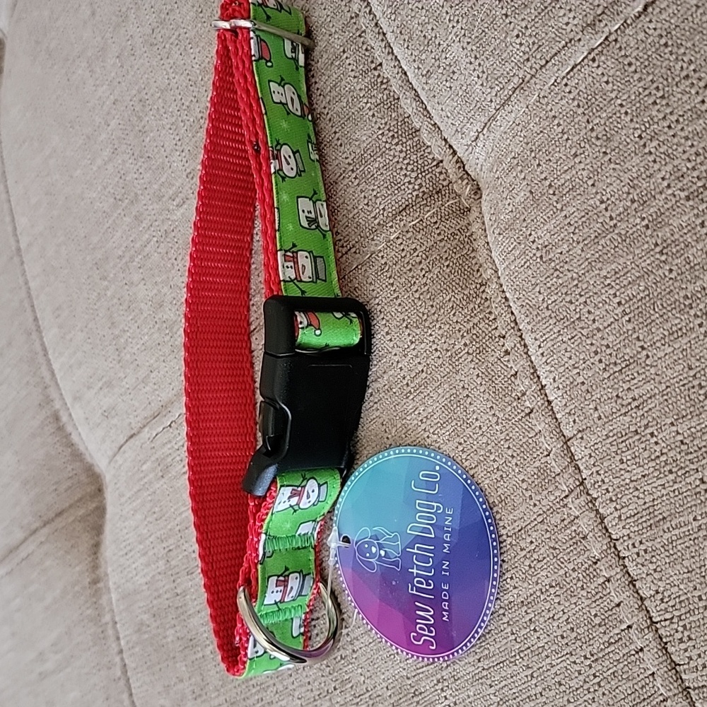 *NWT* Snowmen Dog Collar